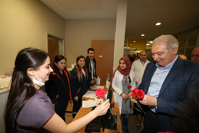 Mevlüt Uysal, yeni yıla Büyükçekmece'de girdi